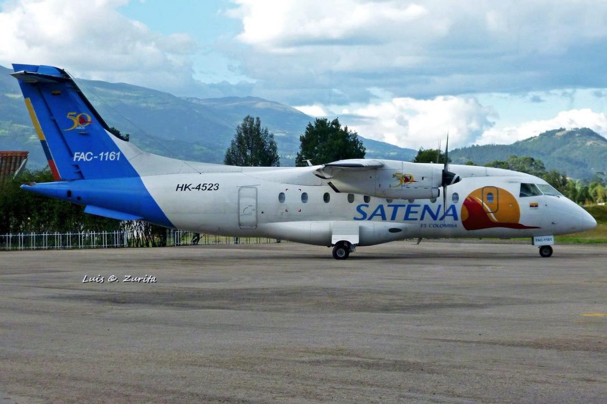 AeroBoyaca's tweet photo. Nuestro #TBT de hoy es con quien esperamos pronto.Sabía que @AerolineaSatena ya había operado en el Juan José Rondón.Justo en unas de las causas por la que nacimos?en el 2013 durante el paro campesino, La aerolínea apoyó algunas salidas de personas.El #Do328 fue el avión Perfecto https://t.co/yfgjk1ANcq