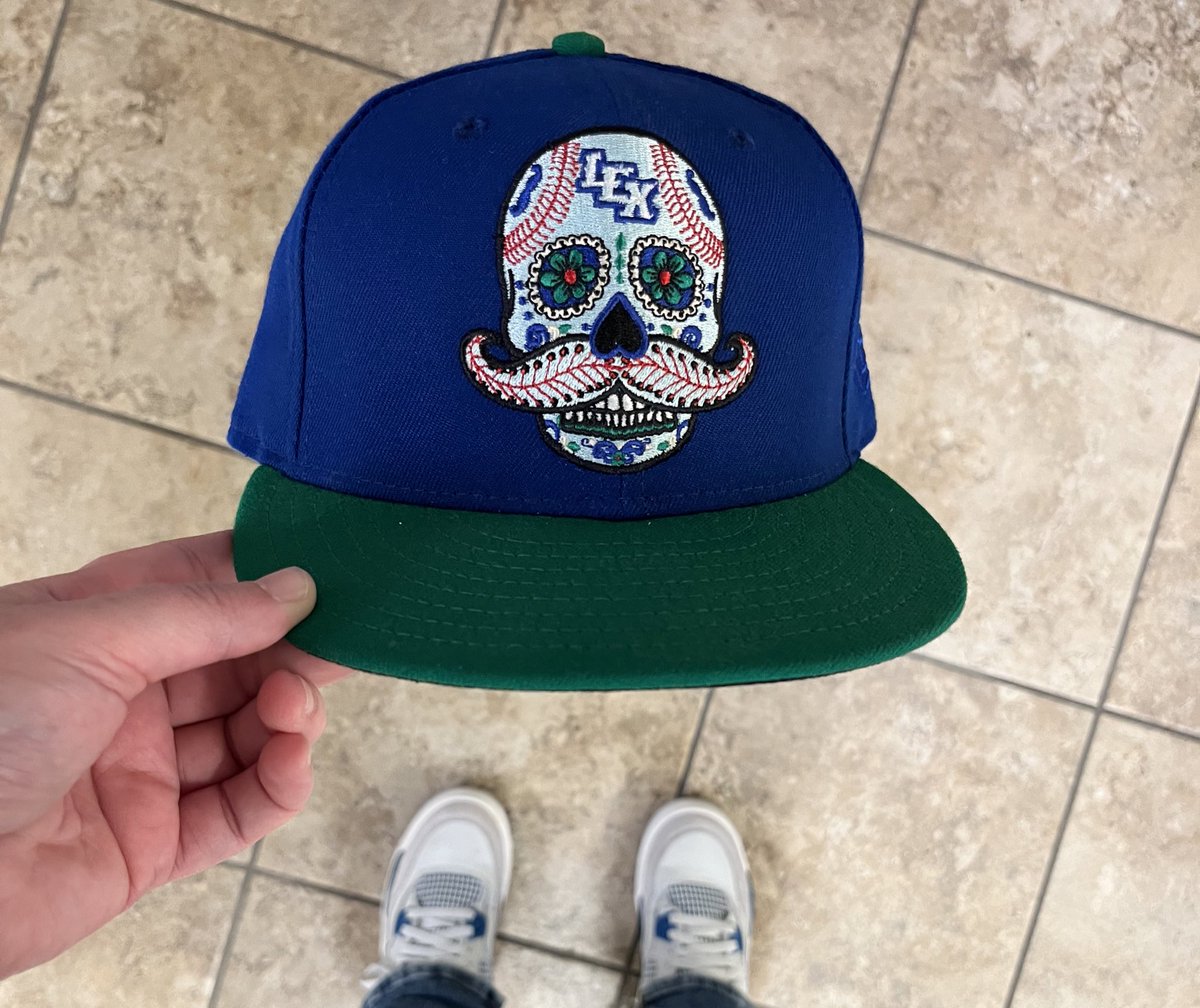 jaylaw22's tweet photo. 179/366 #HOTD #hatoftheday #fitted #fittedroyalty #fotd #fittedoftheday #kicksandcaps #kicksandfitteds #kansascity #hypebeastkc #teamfitted #neweracap #milb #onfield https://t.co/wwTigwI2RL