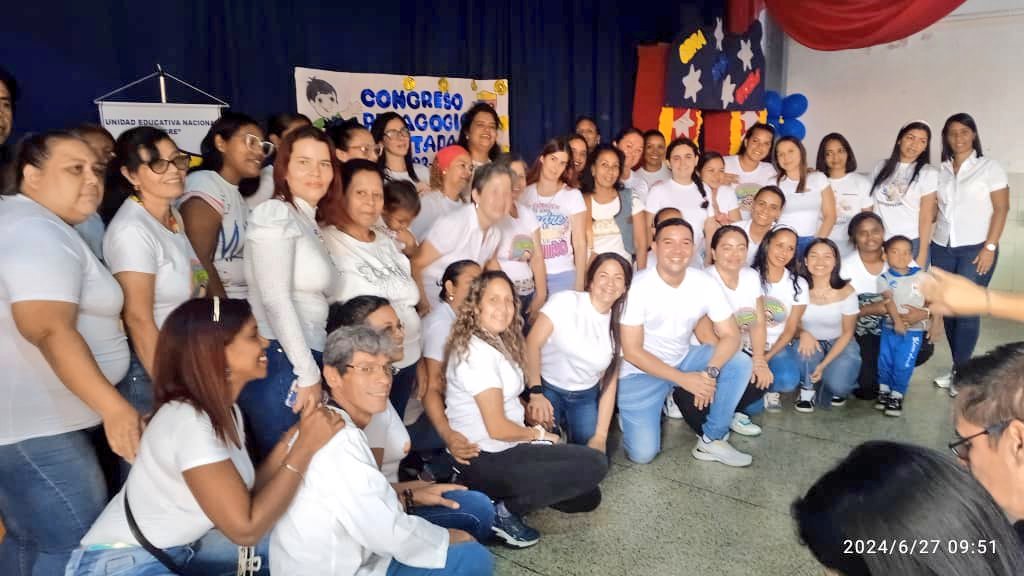 UEN SUCRE felices de ser la escuela anfitriona del Congreso Pedagógico Estadal - Parroquia Sucre de Caracas. Ha sido un día maravilloso de experiencias significativas que tributan a elevar la Calidad Educativa en nuestras escuelas.
<a href="/_LaAvanzadora/">Yelitze Santaella</a> <a href="/gracielamarilis/">Graciela Rapisarda</a>
<a href="/gestionperfecta/">Carmen Meléndez</a>