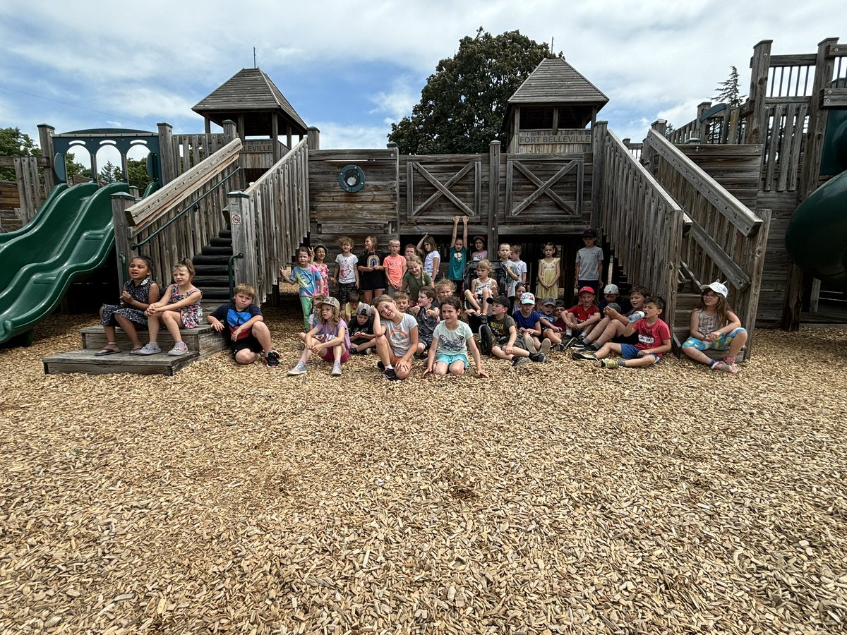 Our year end trip was a huge success! Pirate park and bowling for the win! Thank you to all our parents who helped out! We appreciate you.