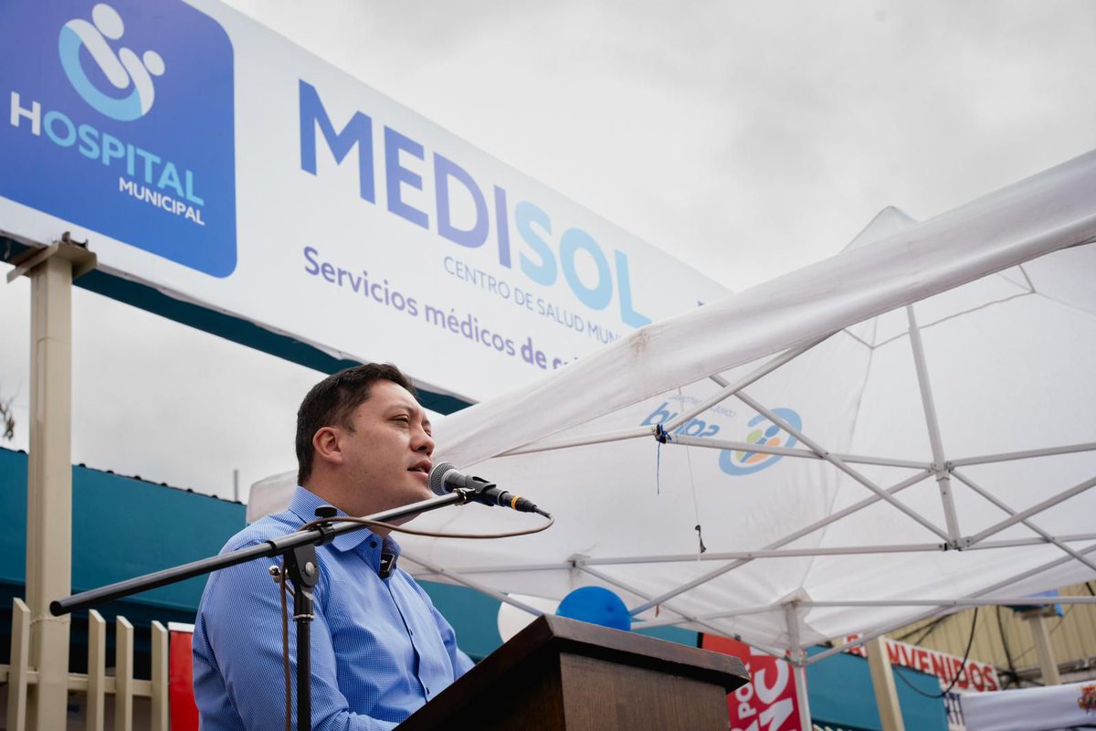 NuevoTiempoCue's tweet photo. #AlDíaNT
El alcalde de #Cuenca, Cristian Zamora entregó este 27 de junio un nuevo establecimiento de #Medisol ubicado en #ElArenal que brindará atención médica a precios accesibles para todos los cuencanos.👇 https://t.co/yNsnvoIwVd