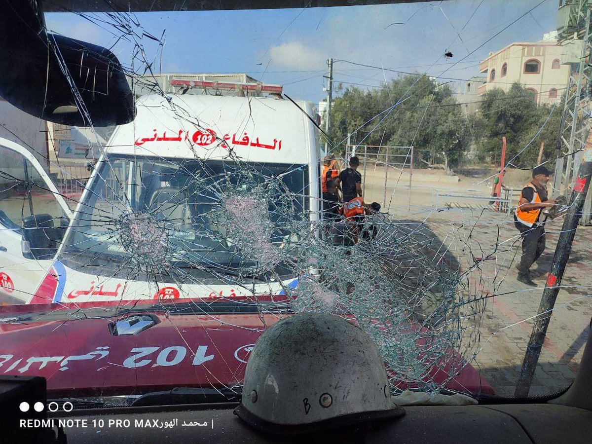 QudsNen's tweet photo. Last night, Israeli warplanes and artillery bombed a civil defense station in Nusseirat refugee camp, central Gaza, resulting in at least three personnel killed and damage to life-saving equipment. https://t.co/IHz413DEDu