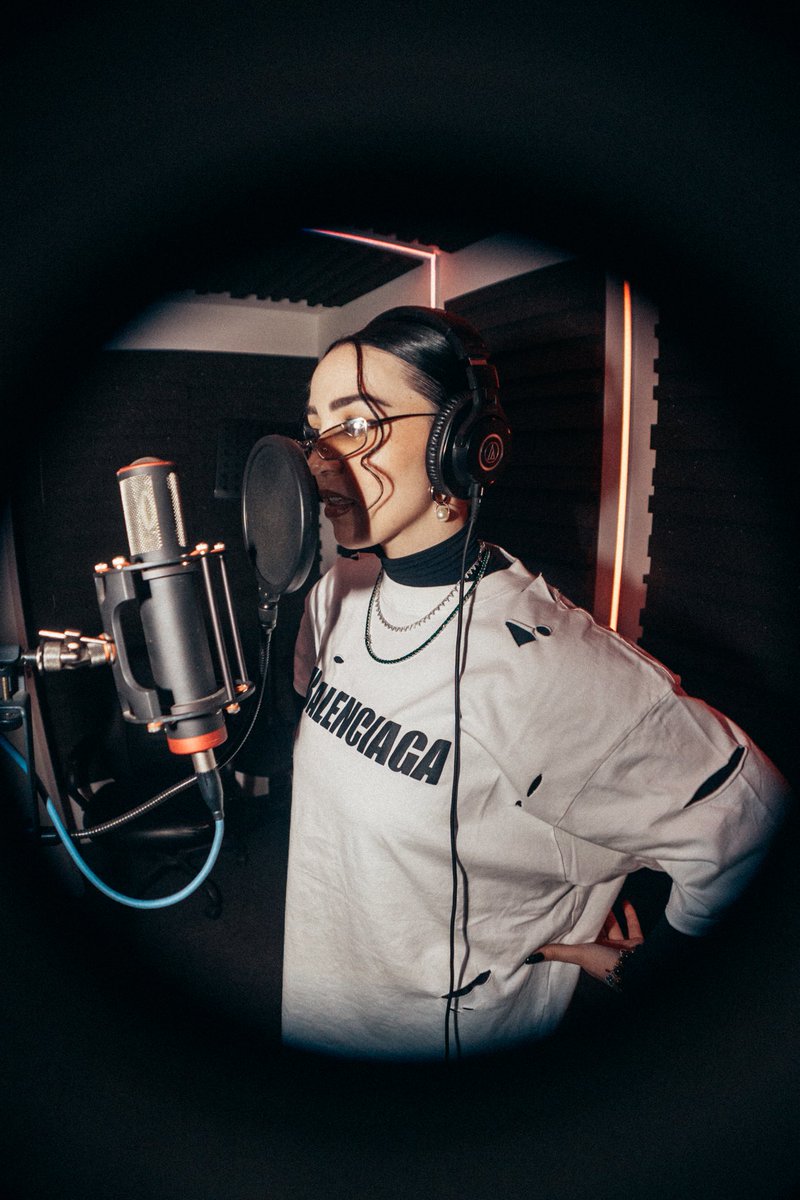 Estioficial's tweet photo. Canciones de ¿amor o desamor? 👀 https://t.co/1xYC4auAg0