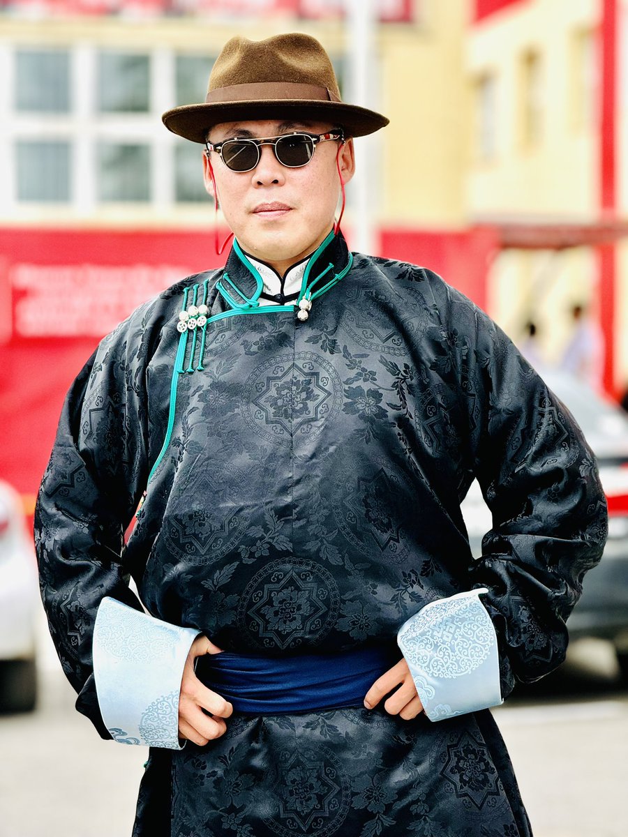 Монгол Төрийн Сонгууль 🇲🇳
Сонгуулиа өглөө.Сонголт тань мэргэн байг.Сонгуульдаа идэвхитэй оролцоорой.