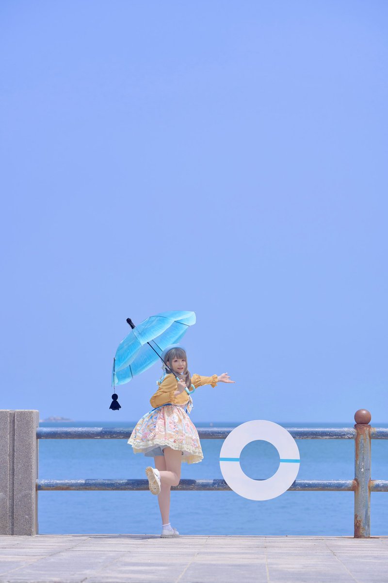 Model: <a href="/Madokami_Nya/">熠子的喵熊</a> 
Photographer: me
.
Went to Weihai, Shandong last month for a 4-day photo trip
#lolitafashionstyle #ロリータファッション #lolitaphotoshoot #黄色コーデ #ロリータ #ロリータ服