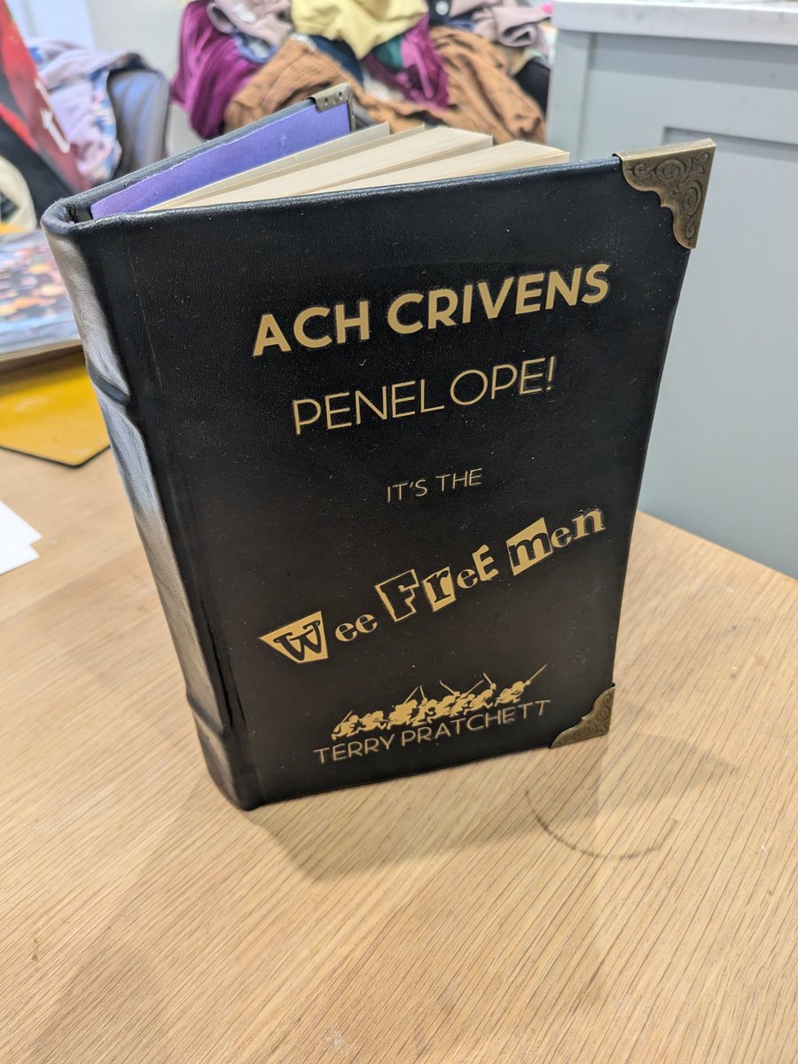 Sean Davies tweet media