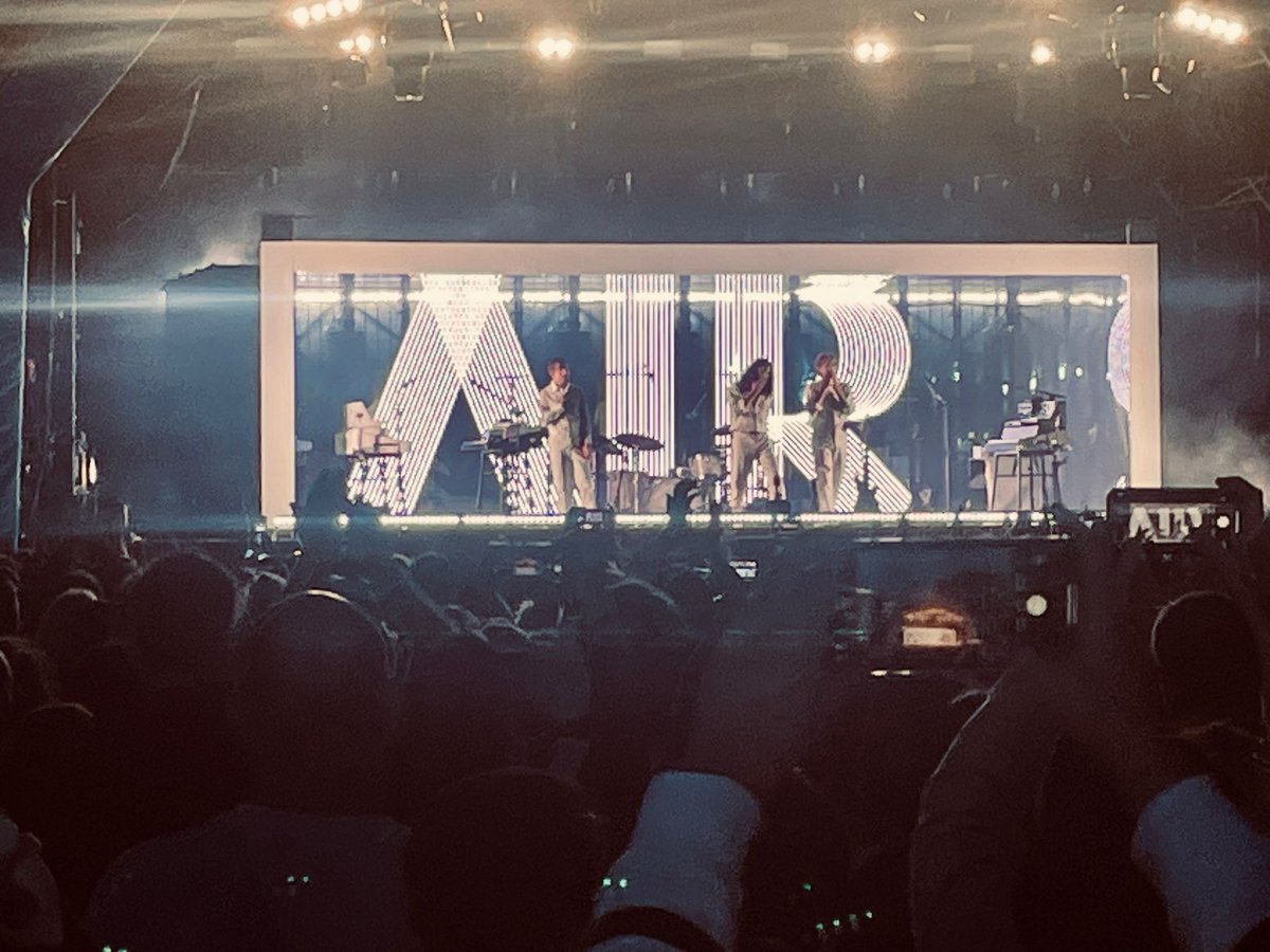 Amazing show from AIR last night #moonsafari