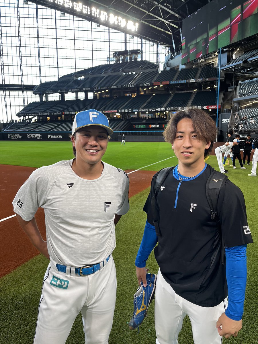 伏見寅威 選手、 #細野晴希 投手が一軍に合流しました✨ #lovefighters