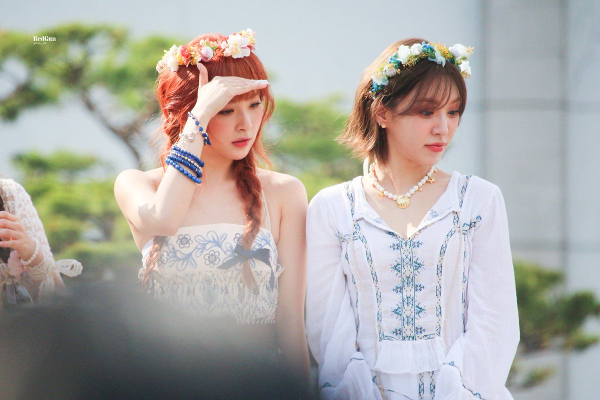 240628 #슬기 #웬디 #레드벨벳

10년 차 구사즈 ✌️