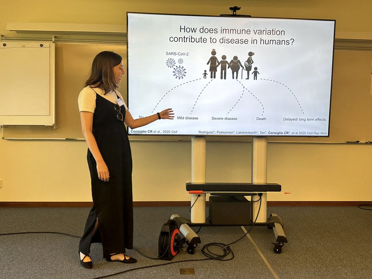 ClaudioCantu81's tweet photo. #PALSschool2024
Asst. Prof. @consiglio_cr from @lunduniversity holds an incredibly interactive lecture
And teaches how to uncouple #genetics from #hormones to measure the susceptibility to #disease and #immunity
We need more teachers and scientists like Prof. Consiglio! https://t.co/pI05WCNnie