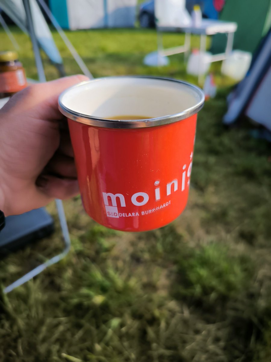 Guten Morgen ☀️
Hörnerfest und erstmal Kaffee....🥰 @delarabur