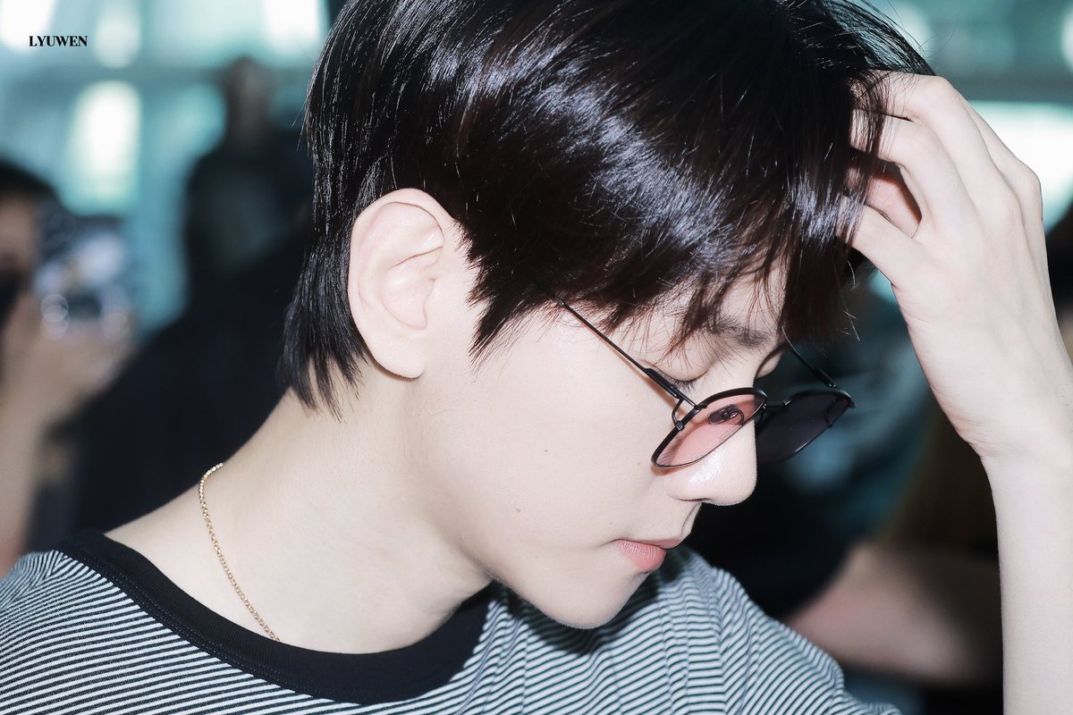 LYUWEN56's tweet photo. 240628 ICN
#BAEKHYUN #백현 @B_hundred_Hyun https://t.co/5kUxxDo2JT