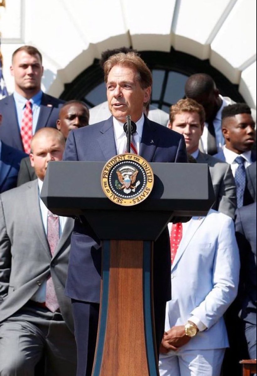 Nick Saban’s Statue tweet media
