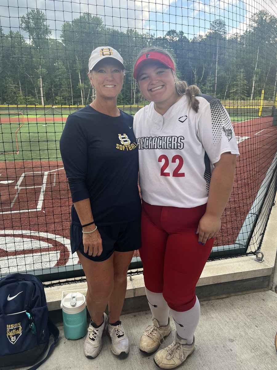Kandice2026's tweet photo. Thanks to Stars Over Alabama for having a great camp today. Learned alot from a bunch of different coaches. Thanks to all of the college coaches that came out to help today. Come out and watch us play this weekend.

@ChrisSteiner20 @AUMWarhawksSB @defo25 https://t.co/MfCKd8DFpk