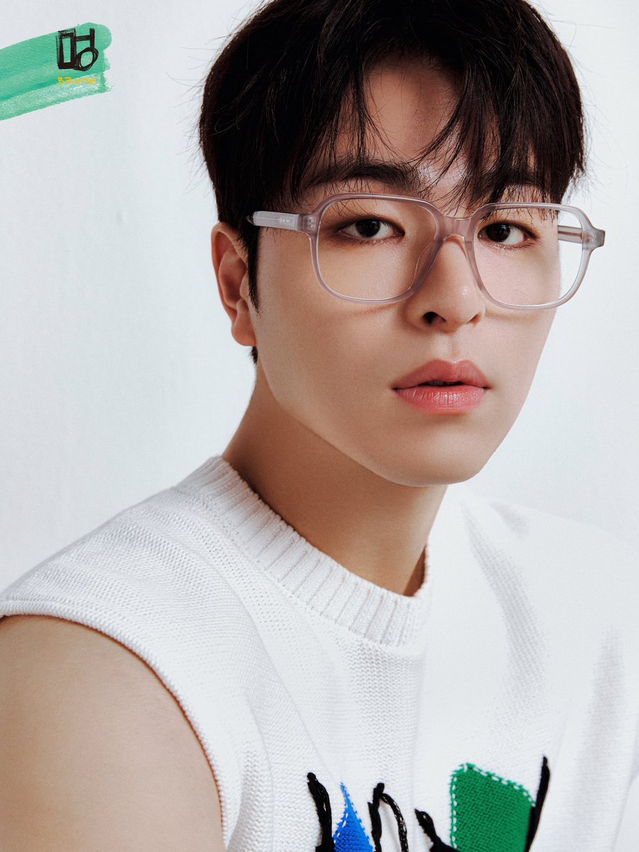 moonlightkpops's tweet photo. Album yang terdiri dari 5 Tracklis lagu ini semua diciptakan oleh Ju-Ne sendiri dan dibantu komposisi dan arassemen oleh Gray, The Proof dan anggota iKON lain yakni Bobby.

Gimana nih iKONIC? udah ada rencana untuk ikutan pre-order album😉

#iKON #JuNe #Bruise https://t.co/gcd66Rve2A