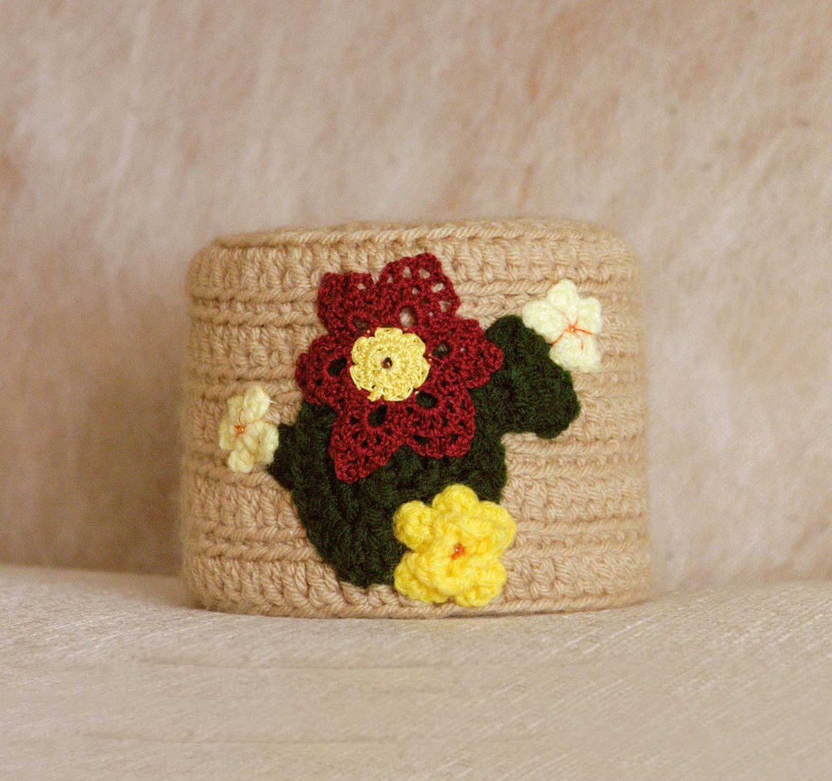 🌵🌵🌵CACTUS Flower Crochet Toilet Paper Cover
... give your bathroom some Southwestern flair!
nutmegcottage.etsy.com/listing/175358… #cactus #southwestern #bathroom #decor #homedecor #buynow