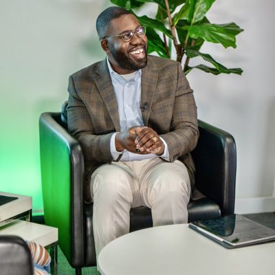 Drblackwealth's tweet photo. #NewProfilePic https://t.co/oXiX66VaTe