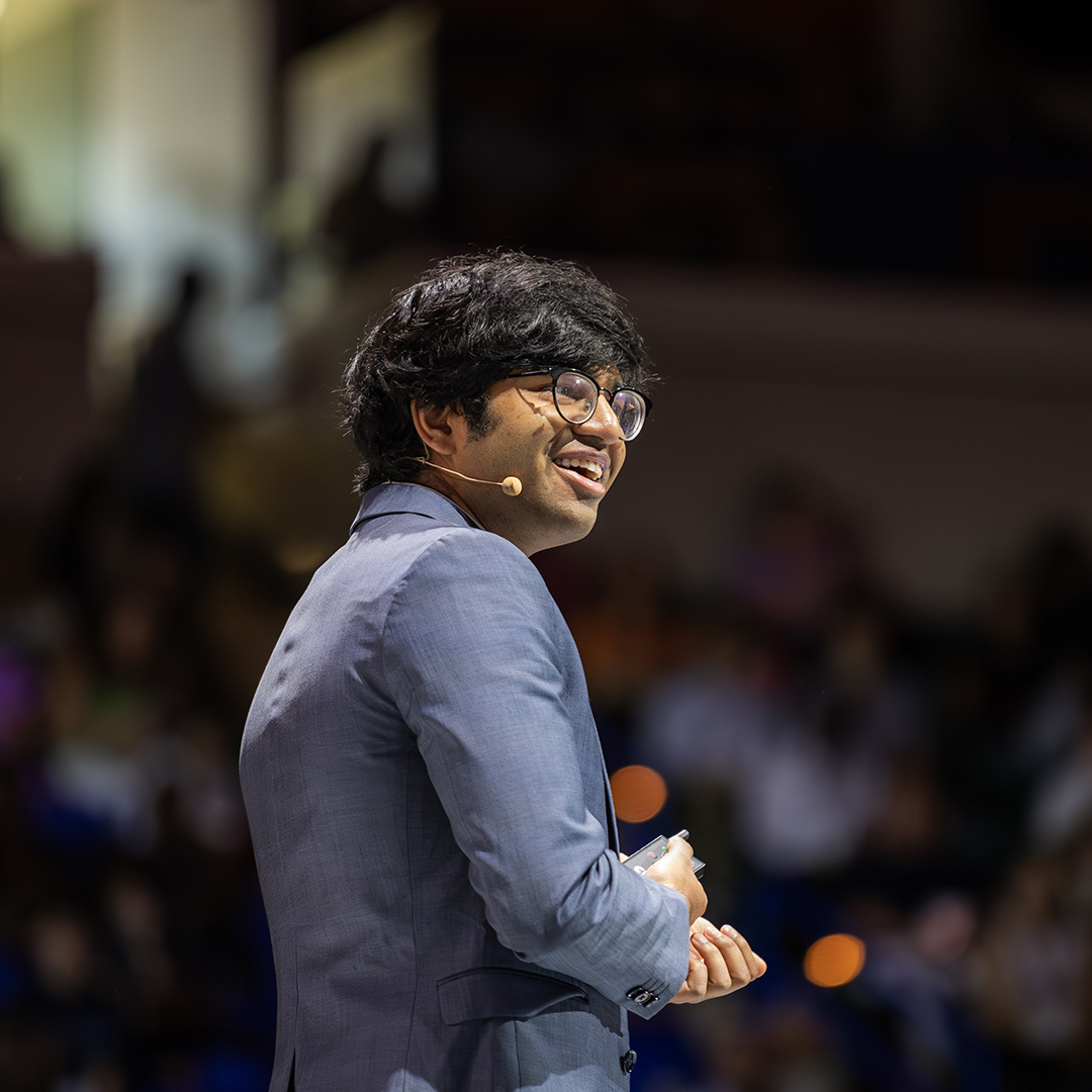 FutureDocsNow's tweet image. Lucky to have these Young Geniuses inspiring &amp;amp; motivating our Delegates with their groundbreaking innovations 🔥 Day 2 has been nothing short of epic, and believe us when we say there is still more epicness to come! Get ready to scrub into surgery tomorrow morning! #CFML24
