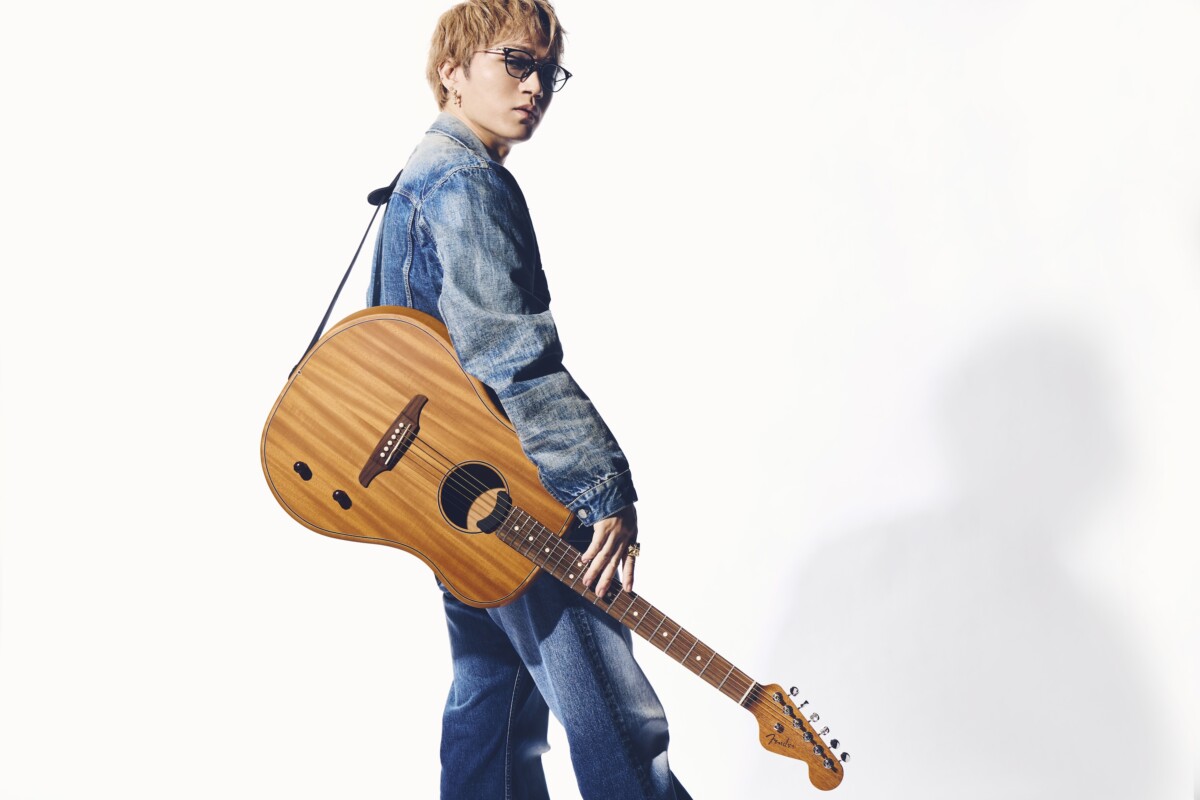 Fender_Official's tweet photo. #FenderNews: 今月の FenderNews Cover Artist は、#WEST.  (@WEareWEST7)の #神山智洋 が登場‼️ 

前編に続き本日インタビュー後編が公開！

アコースティックギター「Highway Series」の印象やドームツアーの意気込みを聞いた。

🔗https://t.co/ZNDGvECTKx

ギター: Highway Series Dreadnought https://t.co/0C5Ia2LuLt