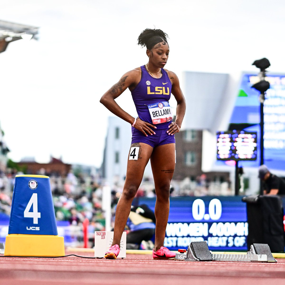 LSUTrackField's tweet photo. 𝐖𝐨𝐦𝐞𝐧'𝐬 𝟒𝟎𝟎-𝐌𝐞𝐭𝐞𝐫 𝐇𝐮𝐫𝐝𝐥𝐞 𝐅𝐢𝐫𝐬𝐭 𝐑𝐨𝐮𝐧𝐝

Three are heading to the semis for the 400mh!

👉 Cassandra Tate, 55.55
👉 Shani'a Bellamy, 55.91
👉 Milan Young, 57.29

⏭️ Semifinals @ 7:41 pm on Saturday, June 29

#GeauxTigers | #TrackFieldTrials24🇺🇸 https://t.co/olPzrpe7Hz