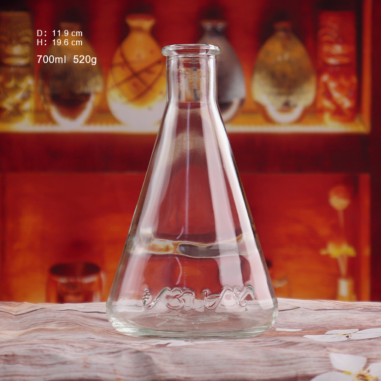 Kee77901546's tweet photo. Custom 375ml 500ml 700ml 750ml 1000ml Empty Liquor Spirit Glass Bottle Whiskey Gin Rum Vodka Tequila With Cork https://t.co/uo0ZITpelE