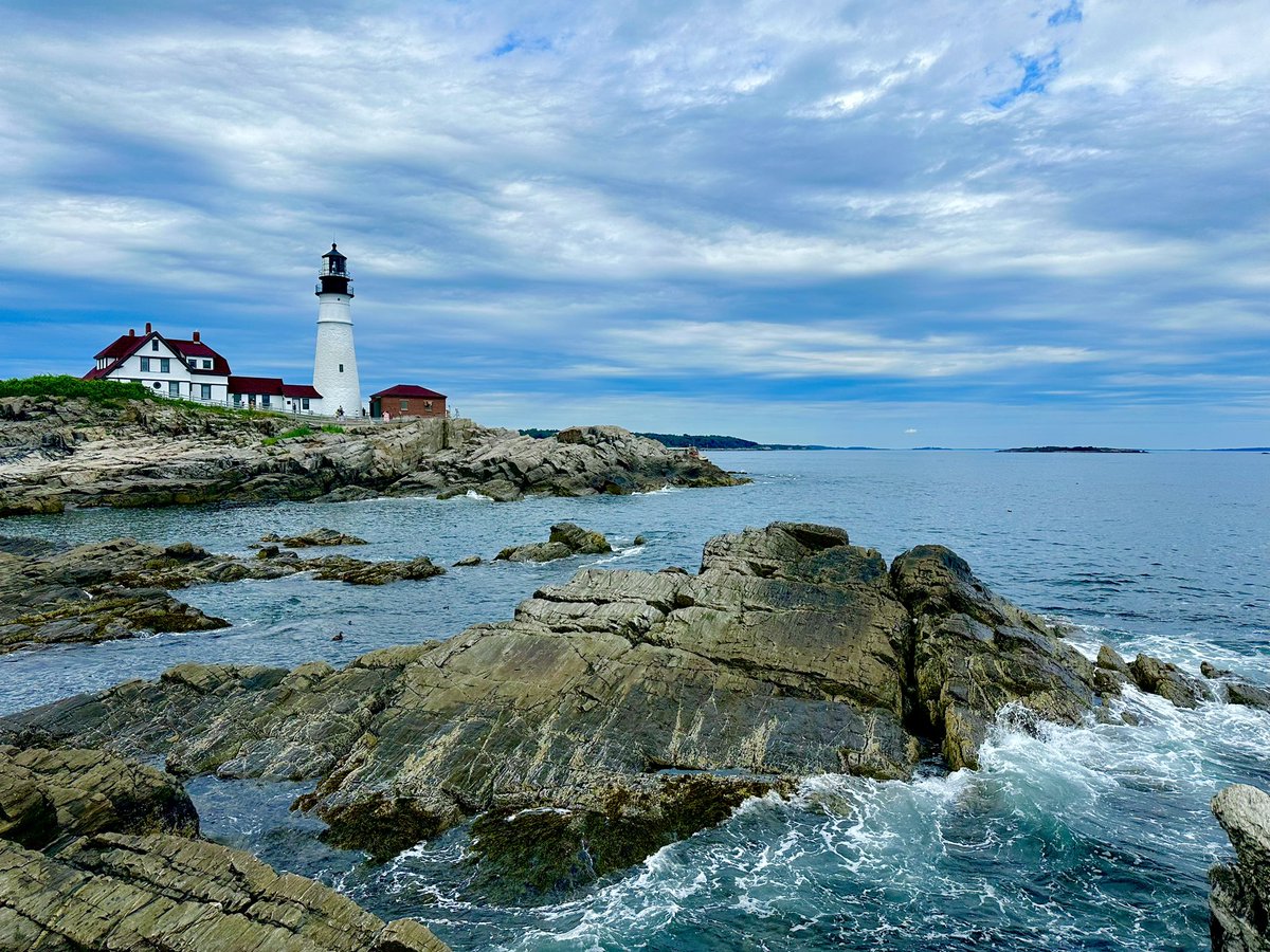 BrettAlexPhotos's tweet photo. Portland Headlight #Portland #Headlight #Portlandheadlight #Maine #photography https://t.co/X5NTDqaKim