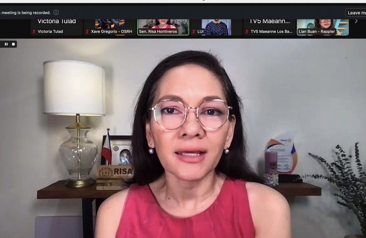 ABSCBNNews's tweet photo. In a press conference this morning, Sen. Risa Hontiveros says Bamban, Tarlac Mayor Alice Guo may face cancellation of her birth certificate, which may lead to a quo warranto case and her removal from office. | via @victoriatulad https://t.co/9iLFj8iNBo
