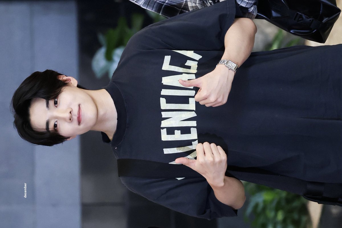 Decemberjc_1206's tweet photo. 240628 GMP 출국
#재찬 #JAECHAN #DKZ
포토월천재 https://t.co/FW2DbN8I2l