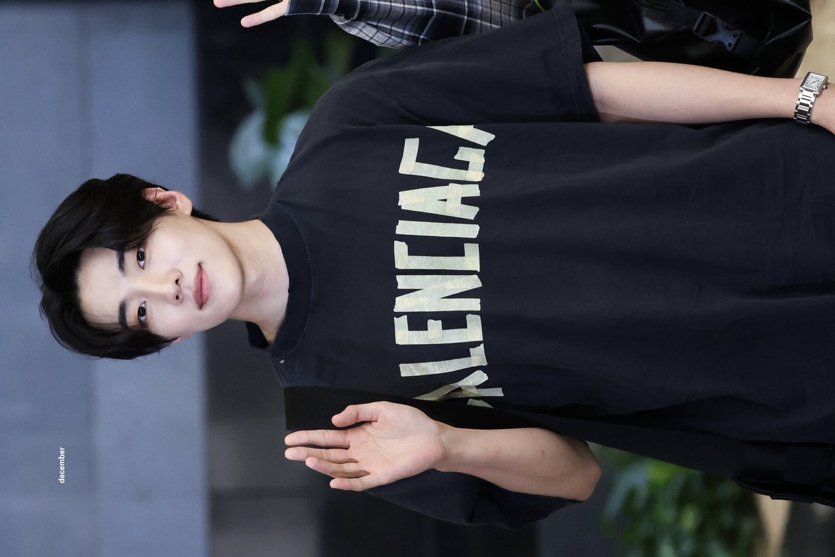 Decemberjc_1206's tweet photo. 240628 GMP 출국
#재찬 #JAECHAN #DKZ
포토월천재 https://t.co/FW2DbN8I2l