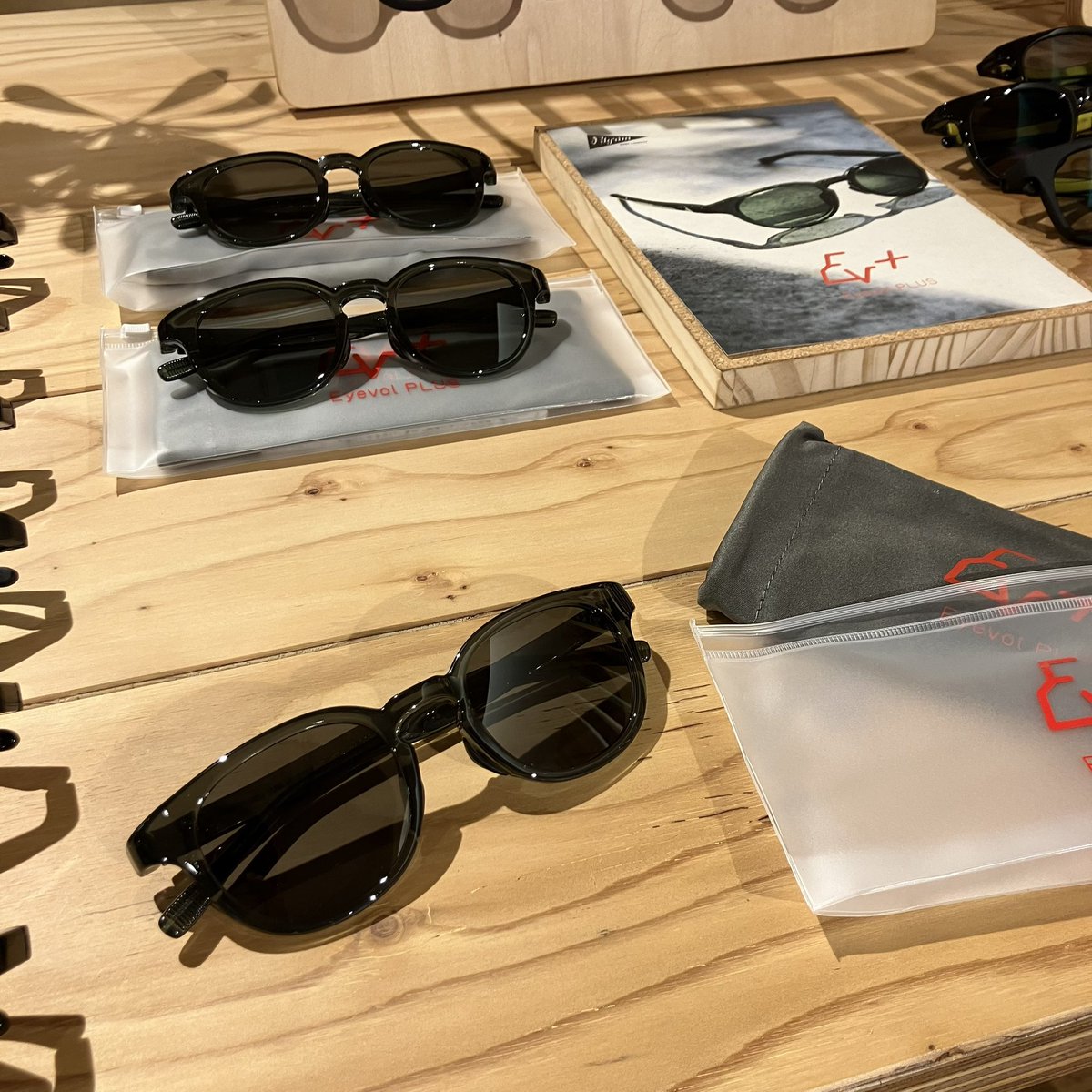 Pilgrim Surf+Supply TOKYO tweet media