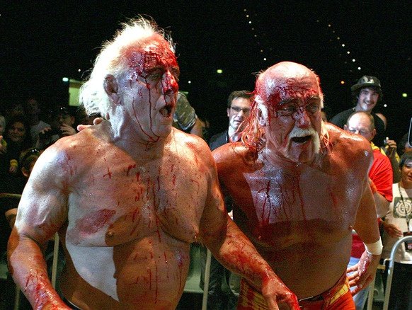 2000's WWE tweet media