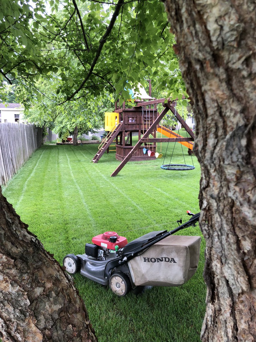 Theis23Aaron's tweet photo. @OutKickTNML Light rain and 67°F. Summer feeling like Fall, but the turf has never looked better! Sprinklers have ran less than 5 times and loving The Mow! Great to see all the neighbors talk about the league. Mowing on Thursday is Contagious! #TNML https://t.co/76igQyjFxD