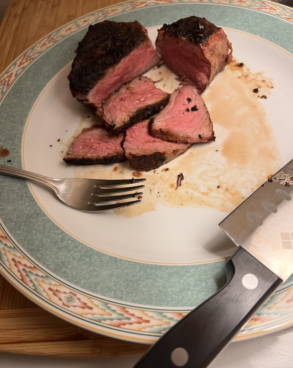 noumenalmind's tweet photo. Dear haters of all things #HEX and #RichardHeart …
Please .. I beg you … don’t buy HEX on any chain right now. PLEASE. I don’t want to see you turds get rich.
Also feel free to rate my HEX steaks. #HEXstakers https://t.co/BliyhaZGjN
