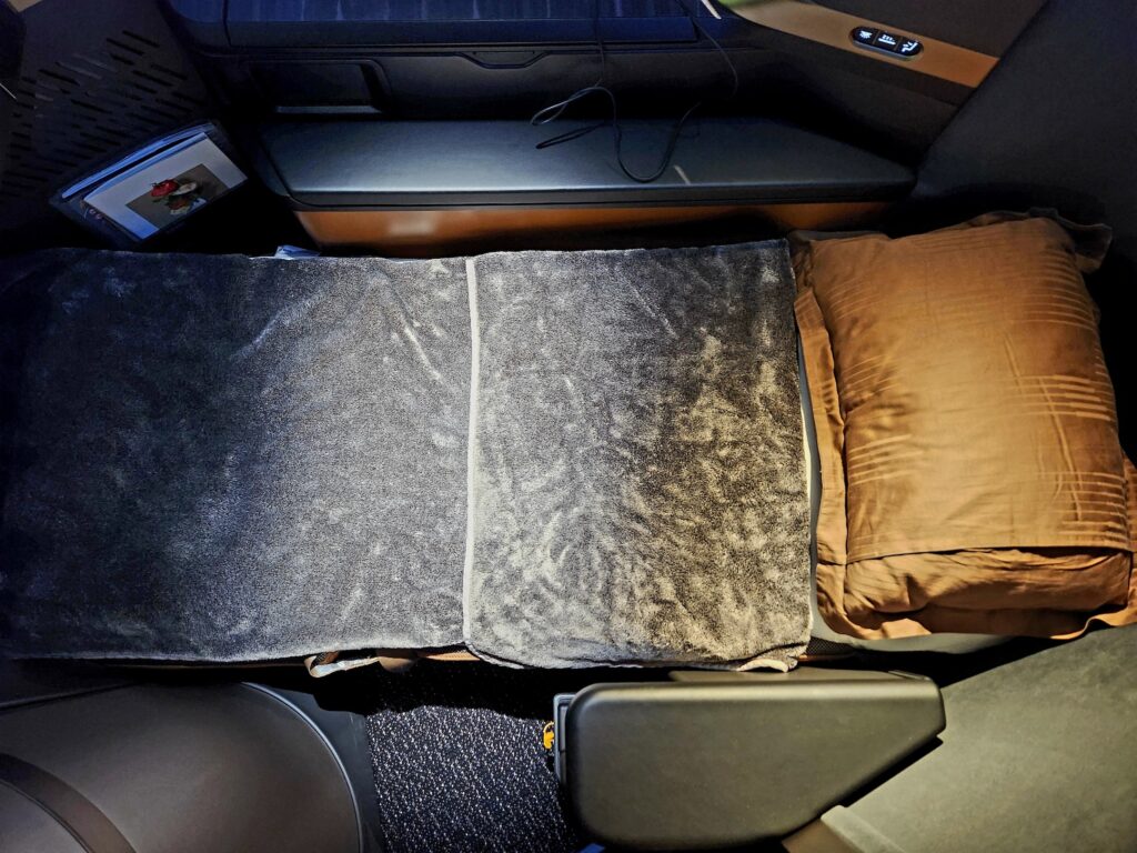 TripPlusTravel's tweet photo. So excited to fly this brand new Taiwanese airlines in business class!! I have to say @starluxairlines Starlux Airlines should become one of my favorite airlines to fly in the future!! ^Randy
#starluxairlines #taiwan #businessclass #airbus #a350 #travelphoto #tripplus https://t.co/3J6eW1DSoO