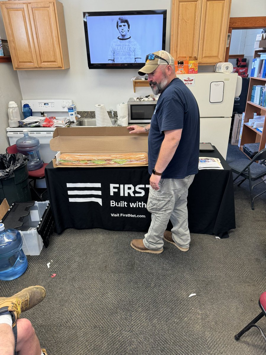 Another AT&amp;T FirstNet Work Event! Today at the Truro Dept of Public Works! 
<a href="/ChrisCamara84/">Christopher camara</a> <a href="/zachireland84/">Zachary Ireland</a> <a href="/pnixnix/">Peter Nixon</a> <a href="/keroninc/">Keron Incarnato</a> <a href="/TheNEStates/">Northeast States</a> #FirstNet #LifeAtATT #TeamHyannis #WhiteGloveService #BME