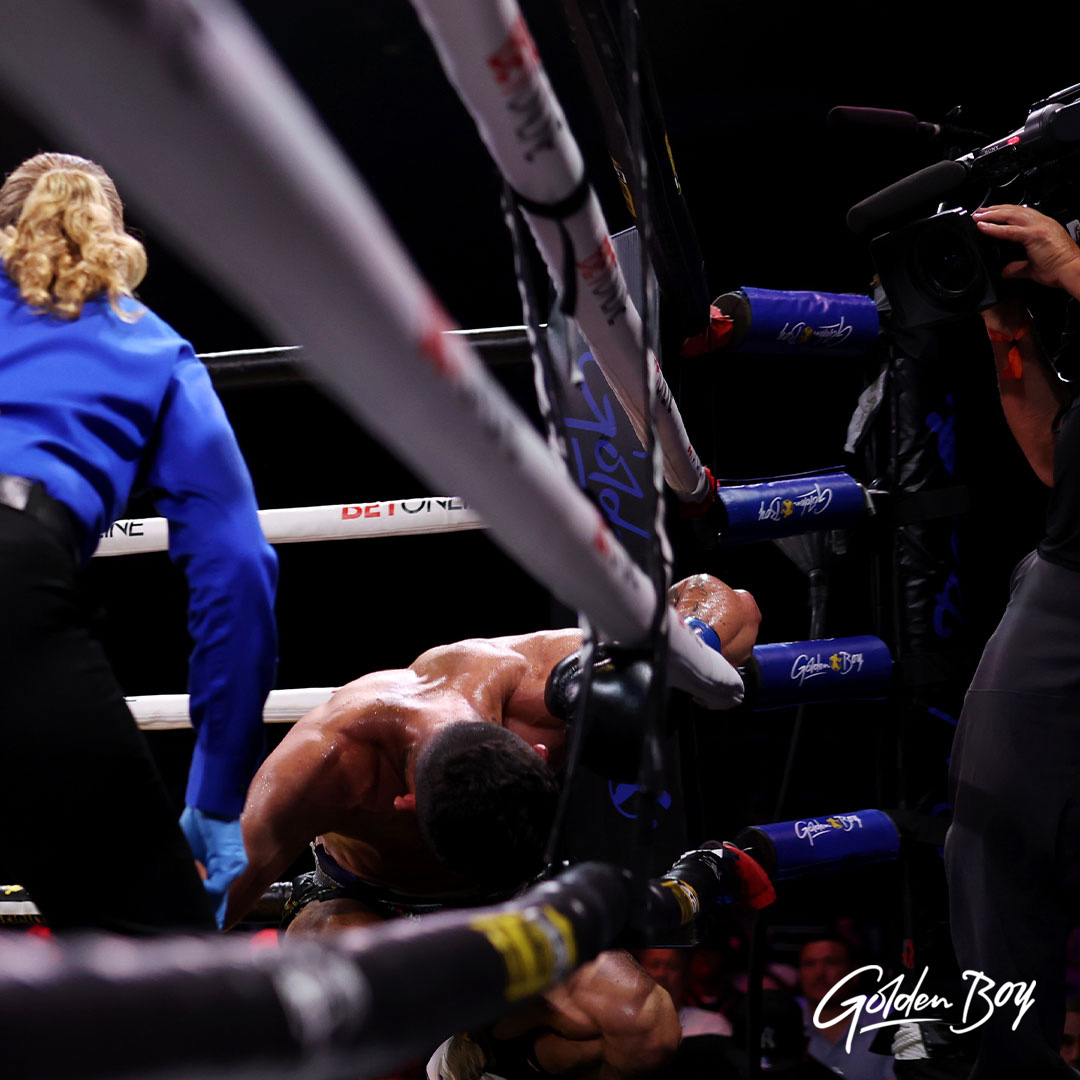 𝐆𝐫𝐚𝐧𝐭 𝐅𝐥𝐨𝐫𝐞𝐬 𝐢𝐧 𝐡𝐢𝐬 𝐞𝐥𝐞𝐦𝐞𝐧𝐭 🥊

#FulghumAlexander | STREAMING on our YouTube Channel and LIVE on DAZN TONIGHT 

🔗: bit.ly/3RGrWcL