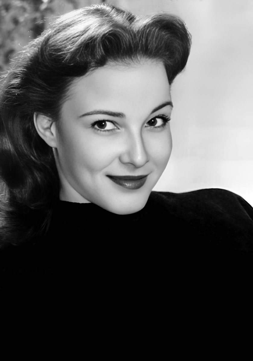 MoviesActresses's tweet photo. Janice Rule
#JaniceRule
#tiktok #Actresses #Glamour
#OldHollywood #Vintage #tbt https://t.co/eHprRqlkL2