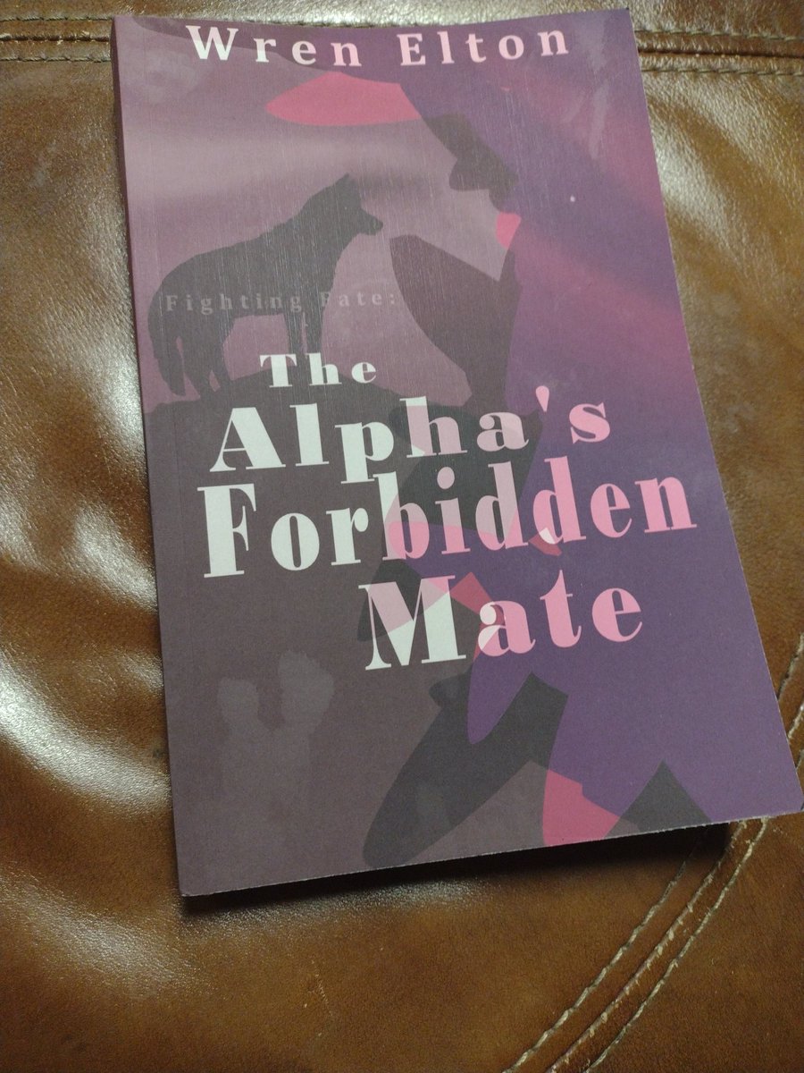GertrudeBrooke's tweet photo. I started (and finished) #TheAlphasForbiddenMate by #WrenElton
Good read.
#shelfie #novel #fiction #shifters #werewolf #FightingFatesSeries #shifterromance #supernatural #supernaturalromance #supernaturalread #readmore #readsomething #bookdragon https://t.co/1Y7bR6wqAs