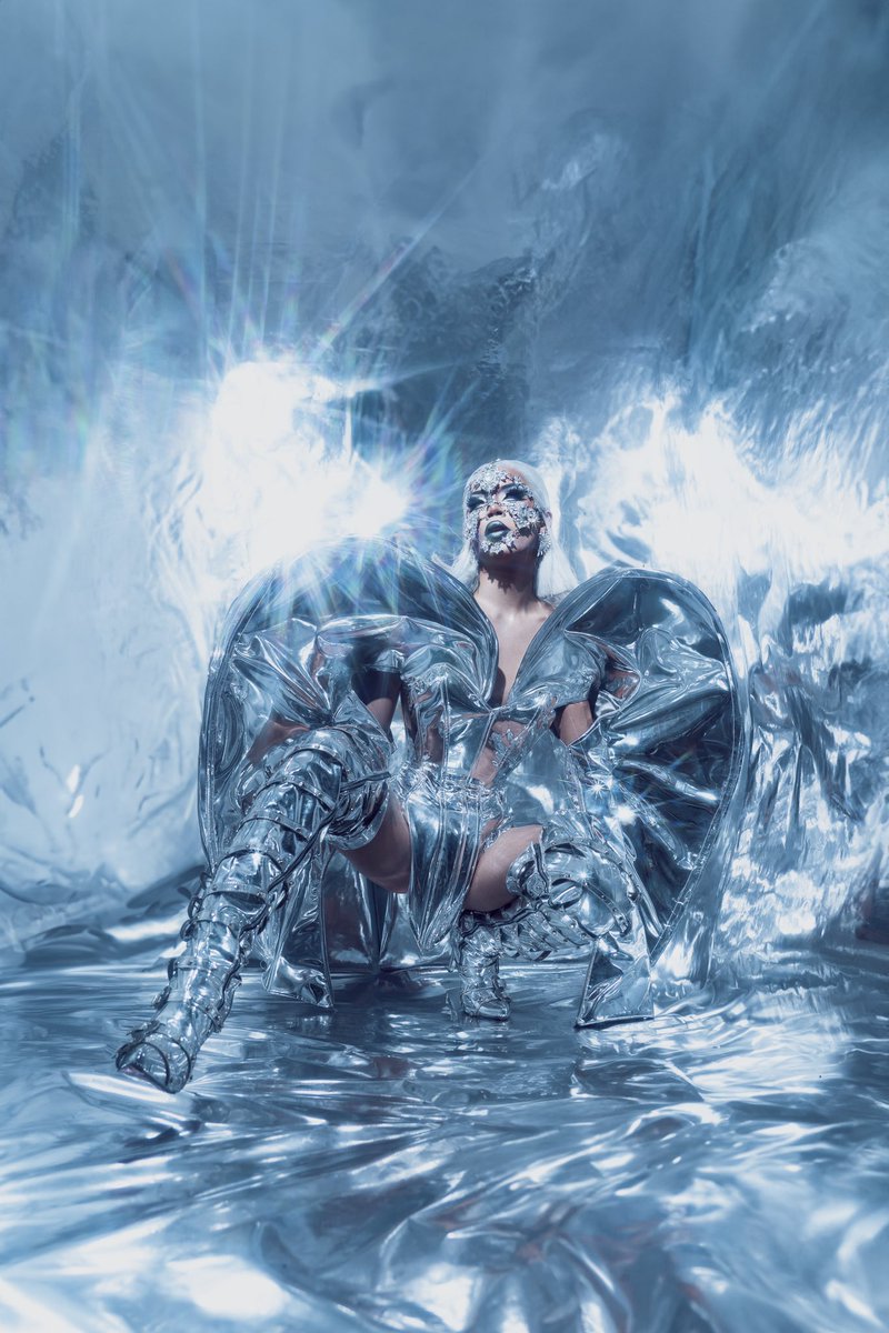 Winner winner, silver dinner 🤍👀 <a href="/DragRaceMexico/">Drag Race México</a> que opinaron de hoy? 🥹🤍