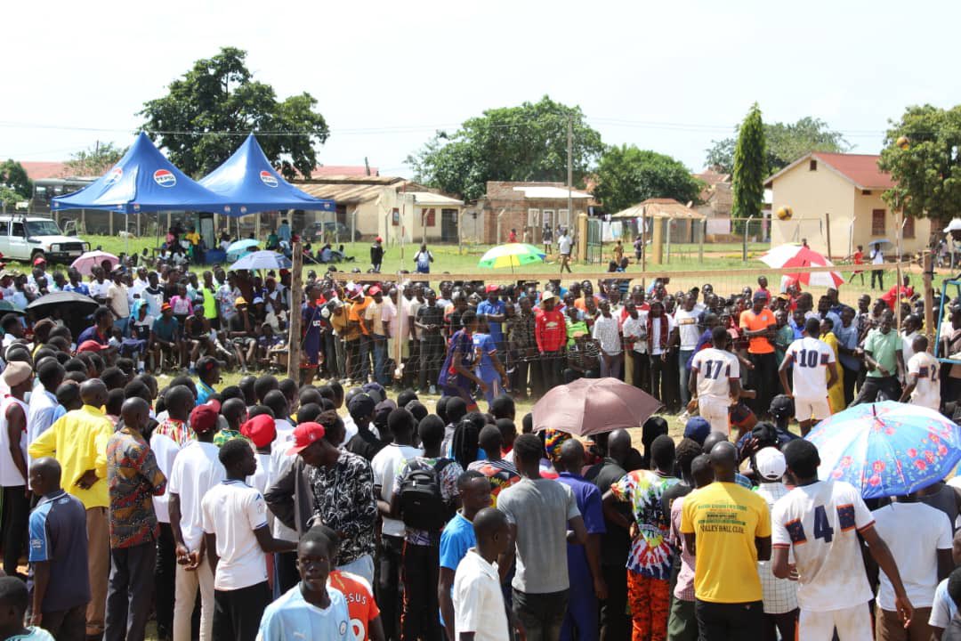 nemostarsclub's tweet photo. #WeekendAlert 🔔

Dear 7th player,
While in Kumi,your support and enthusiasm for the championship was the cherry on the icing for the teams that represented the NEMO brand🔔Let’sDoThis #Neera 🔥🏐

#AporuOkolMemorialTournament 
#FinalGames  @OfficialMubs #WeekendsAre4Mikasa🏐 https://t.co/dxsQTJfY0t