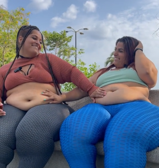 EmmaPearSSBBW's tweet photo. RT ssbbw feedee do you want to play with our bellies?💜 Write to me/subscribe to my OL 👇🏼

💌Click below to text me: https://t.co/zA7nG9rSsM

https://t.co/8GkTRYSj6D

#chushing #ssbbw #feedee #thickthighs #giantass #weightgain #curvy #bbw #foodie #cellulite #bbwmodel #chubbygirls https://t.co/ddfHRtDOof