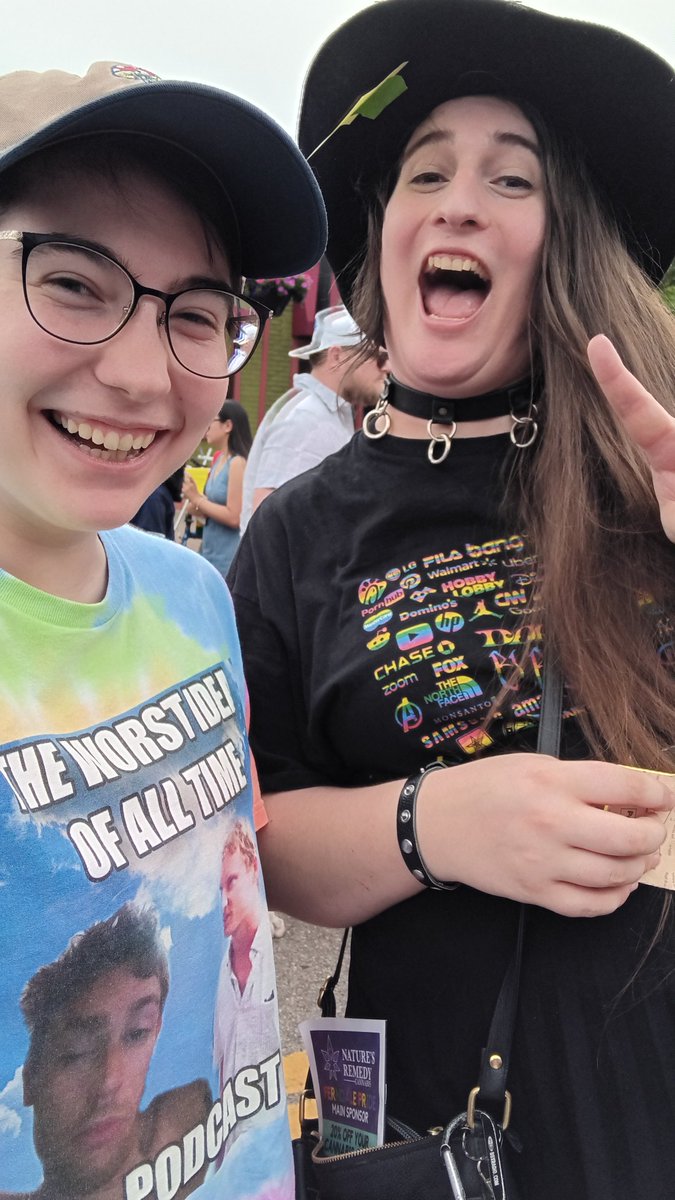 howardmooon's tweet photo. THE TRANSES LOVE THE WORST IDEA OF ALL TIME PODCAST
i met multiple other trans people at pride who wanted to talk to me about my shirt 😭💗 it was so lovely
@TWIOATpod @Tim_Batt @guy_mont 
@testdevice_ @vivianburning https://t.co/mvckSMhBAb