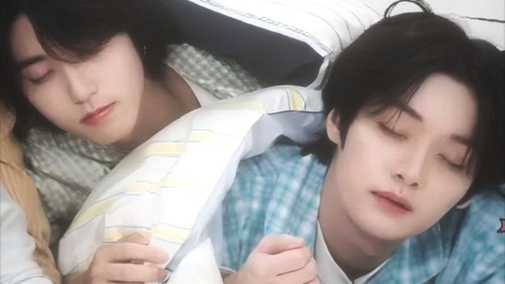 Minsung filo one shot au wherein it’s Ji and Minho’s 12th. Anniversary.