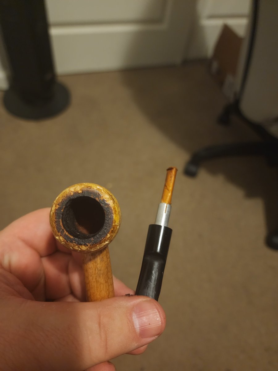 Coop374's tweet photo. @coolsmokingpipe Hoping you can help ID this pipe that belonged to my great grandfather. I am curious to know it's true age. https://t.co/dz6n51vMZE