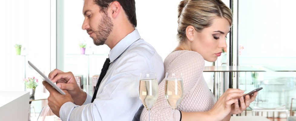 Quello che #ciUnisce, quando siamo lontani, ci tiene a distanza anche da molto vicini. Buongiorno family #UnTemaAlGiorno