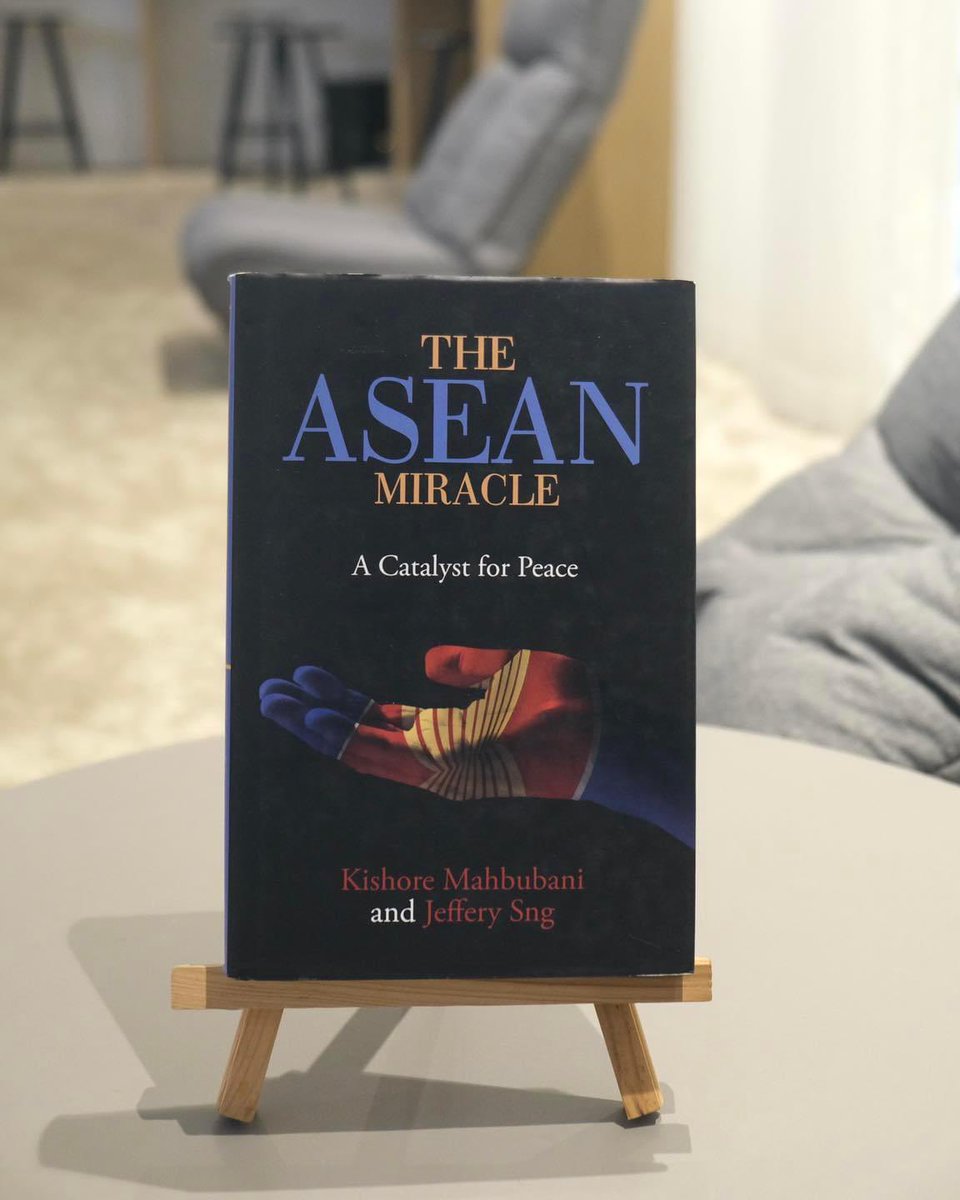 📖 Available at Future Forum library!!

Title: The ASEAN Miracle: A Catalyst for Peace
Author: Kishore Mahbubani and Jeffrey Sng

Location: Legacy Building, 9th floor, Future Forum Office, goo.gl/maps/3BvoweFaP…