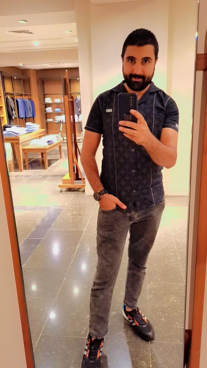 مصنع وبراند O.M.O
افضل براند ليك والأسرة اختار موديلاتك بنفسك وإحنا ننفذ +201557557002 +201092122066 #ازياء #fashion
  #براند_omo