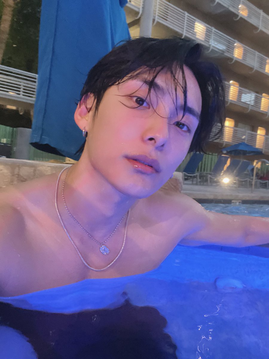 A.C.E tweet media