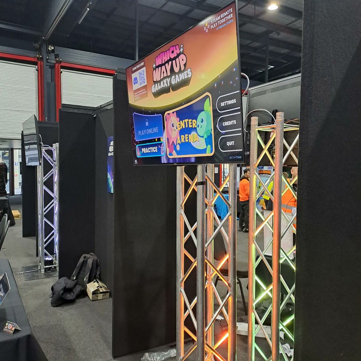 Which Way Up: Galaxy Games - OUT NOW on SWITCH ⭐ tweet media