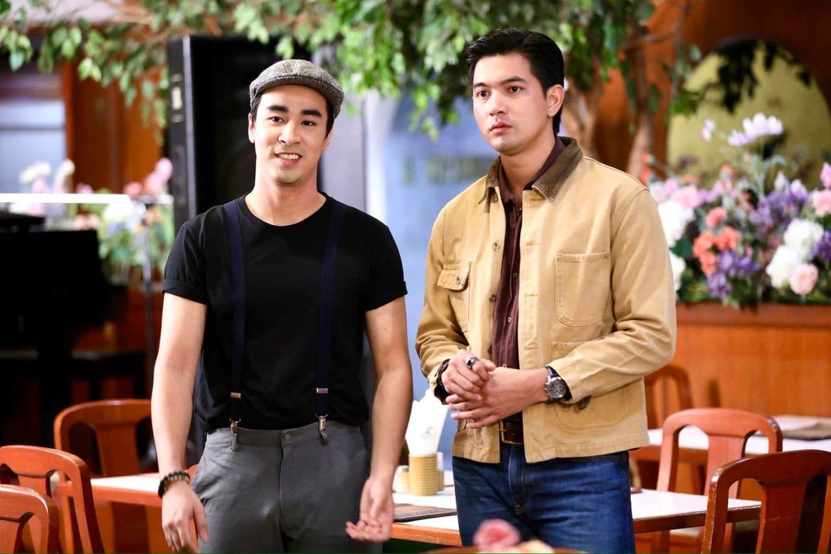 catintown's tweet photo. #เมืองแก้ว  เมืองใจ  เป็นกำลังใจให้ทีมงาน  นสด  รีบปิดกล้องนะคะ  อยากดูแล้ว
cr.Nungning Wijittra
#เข้มหัสวีร์
#พิ้งค์พลอยปภาวดี https://t.co/hnqBxsIm6m